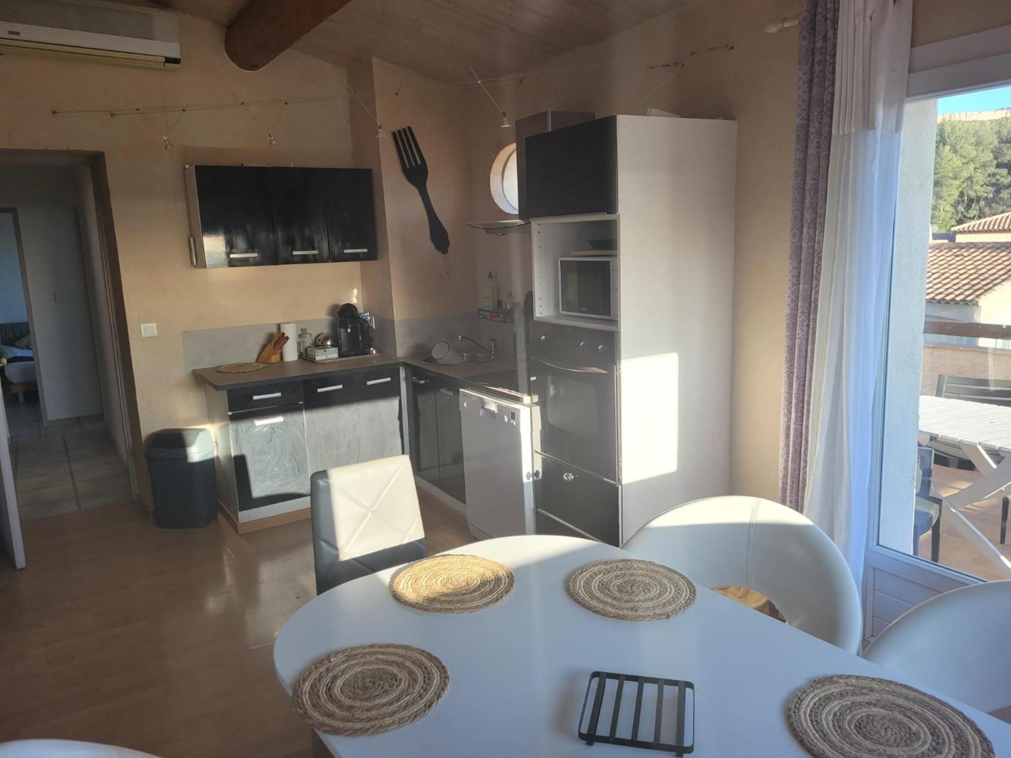 Appartement Proche Aeroport Marseille Marignane - Studio Confortable - Logement Ideal - Hebergement Tout Equipe 罗尼亚克 外观 照片